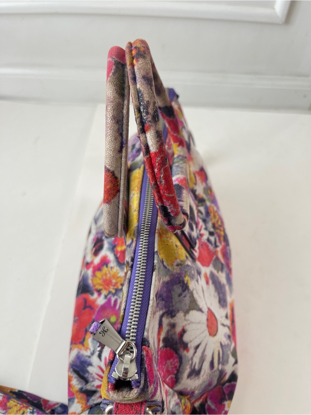 HOBO INTERNATIONAL Sheila Medium POPPY FLORAL Dust Bag - Picture 5 of 8